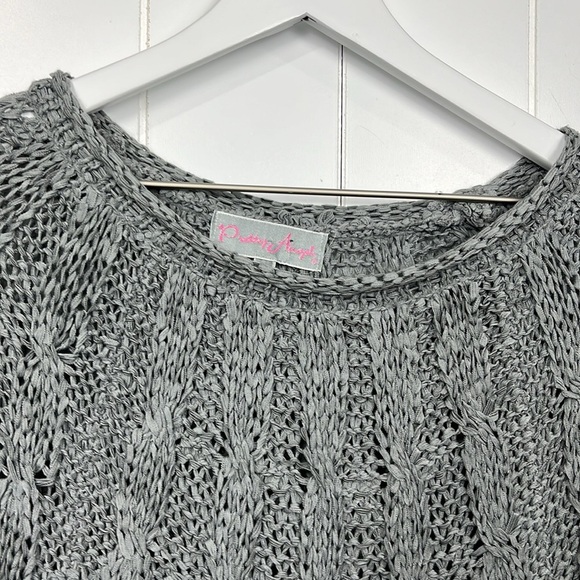 Pretty Angel Womens Open Crochet Tunic L Gray Pullover 3/4 Bell Sleeves Unique - Picture 3 of 12